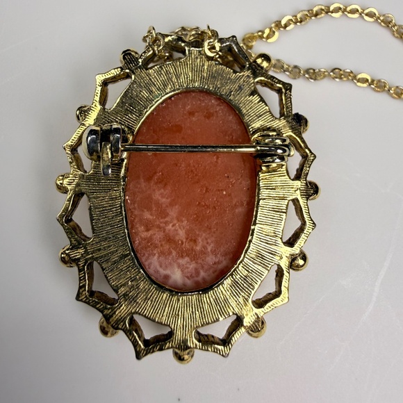 Cameo Brooch/Necklace and Earrings - Picture 9 of 14